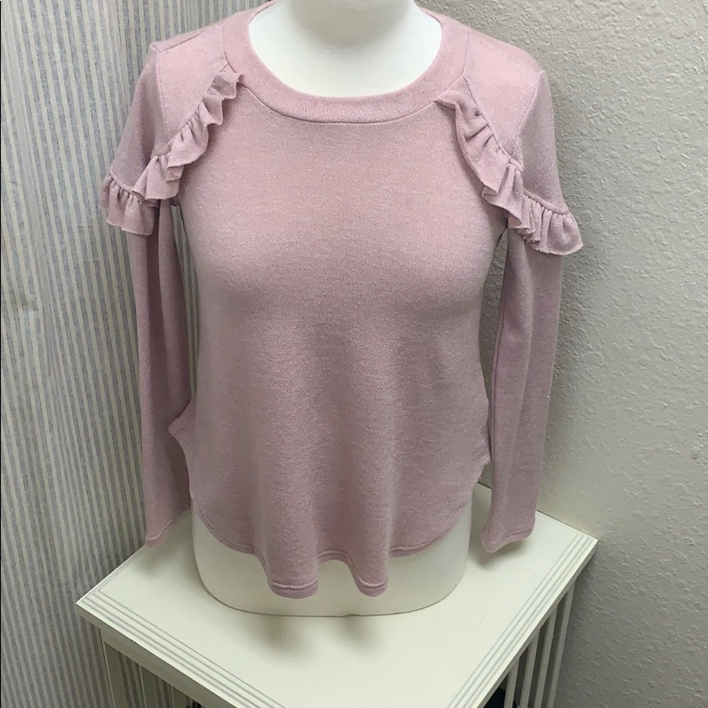 Karlie Ruffle Key Hole Top